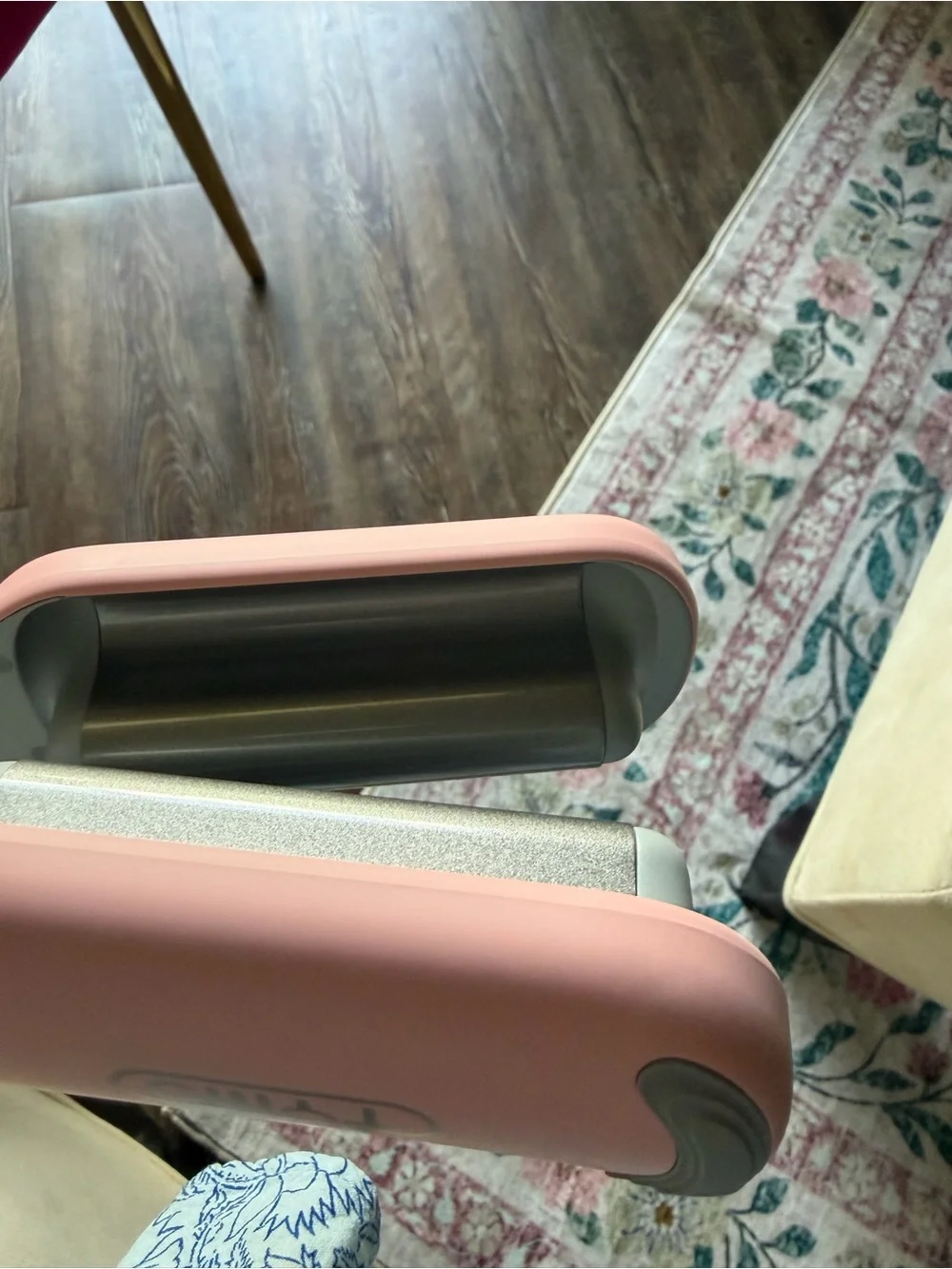 ROVY Compact Wave Curling Iron - Pink